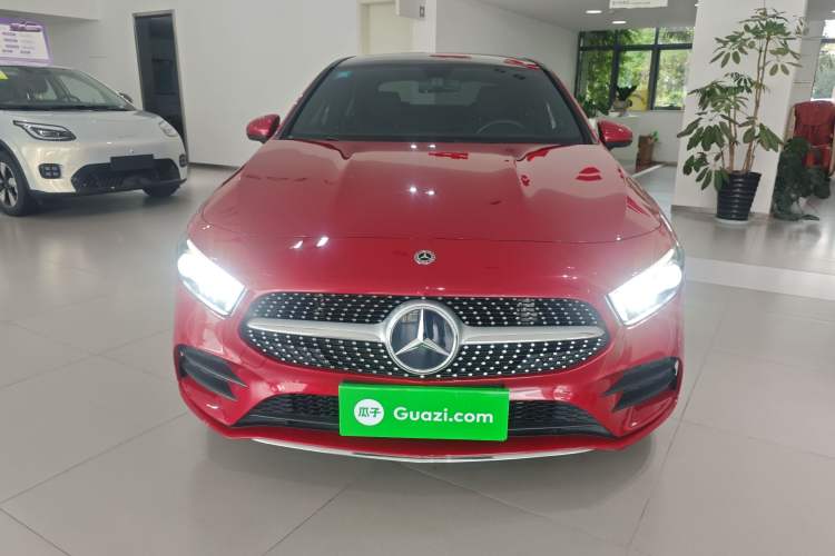 Used Mercedes-Benz A-Class 2020 Restyled A 200 L Sport Sedan Fashion Version
