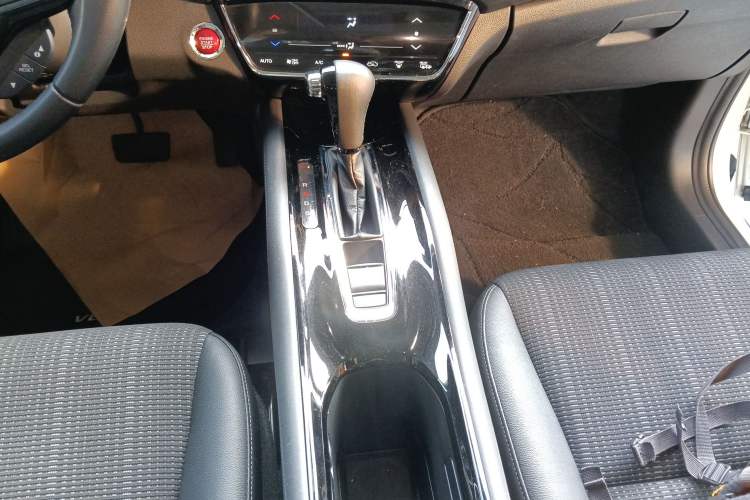 Used Honda Vezel 2015 1.8L CVT 2WD Luxury Model