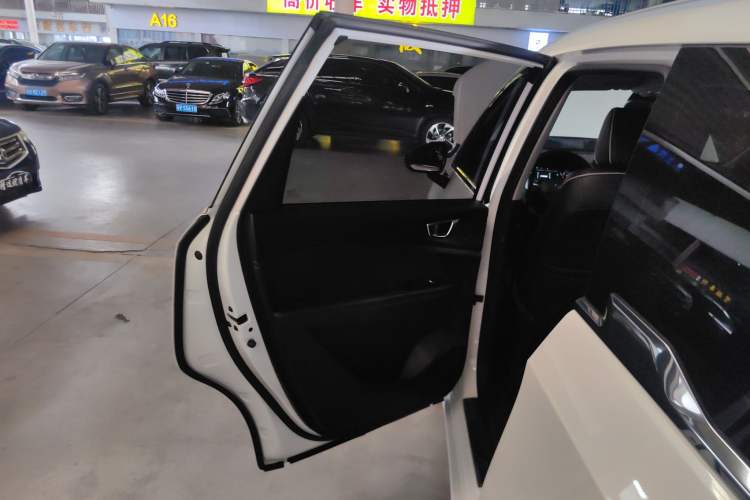 Used Wuling Jiachen 2022 1.5T CVT Deluxe Flagship Edition
