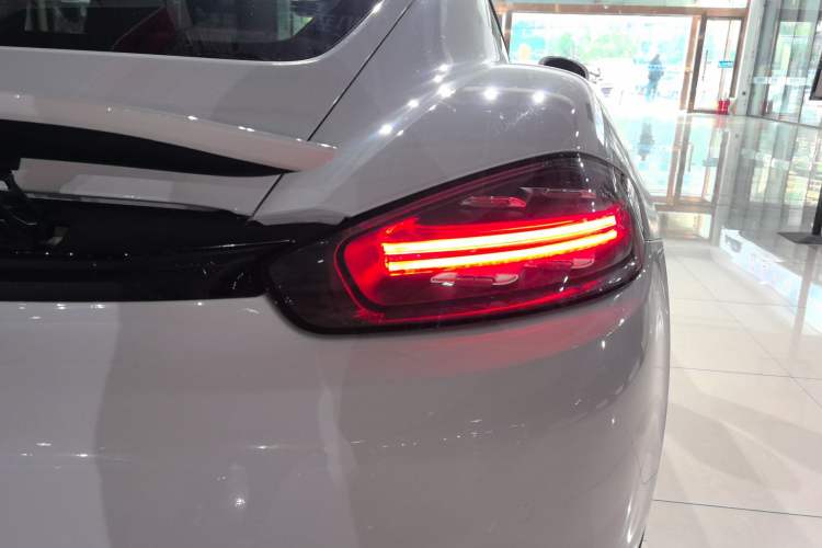 Used Porsche 718 2016 Cayman 2.0T