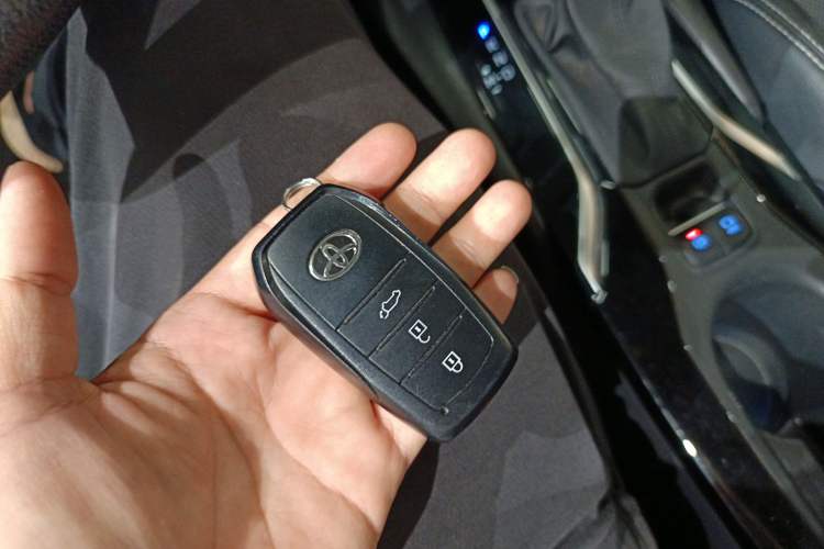 Used Toyota FRONTLANDER 2022 2.0L CVT Luxury PLUS Edition