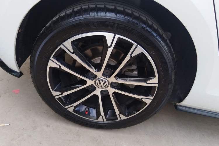 Used Volkswagen Golf 2019 280TSI DSG R-Line Model China V Standard
