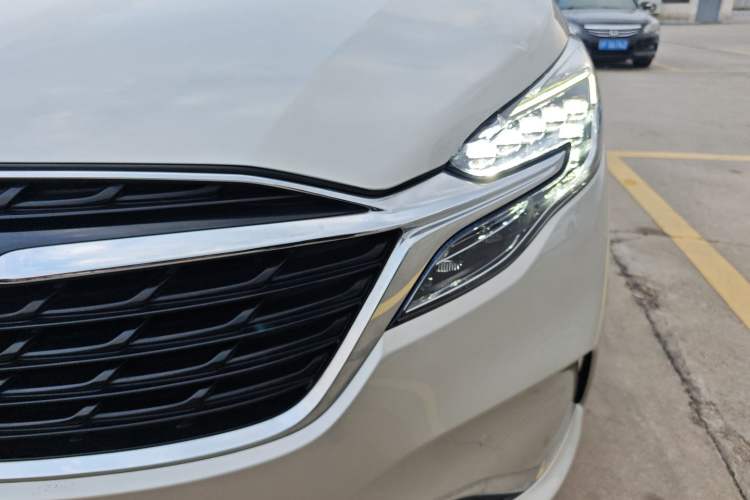 Used Buick GL8 2021 ES Land Cruiser 653T Luxury Edition