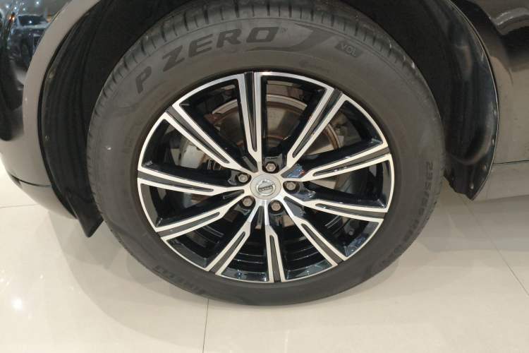 Used Volvo XC60 2021 T5 4x4 Smart Luxury Edition
