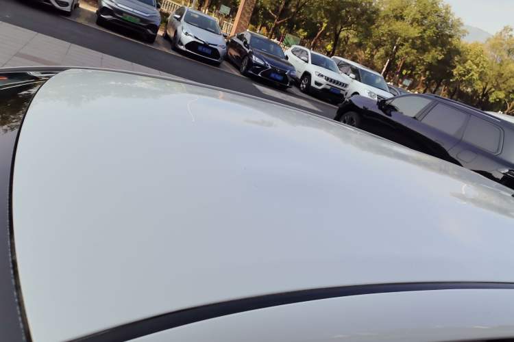 Used Toyota YARiS L 2019 1.5E CVT Dynamic Edition China VI compliant