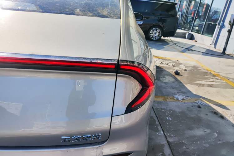 Used Wuling Xingguang 2024 Co-Creation Edition 510 Advanced Model
