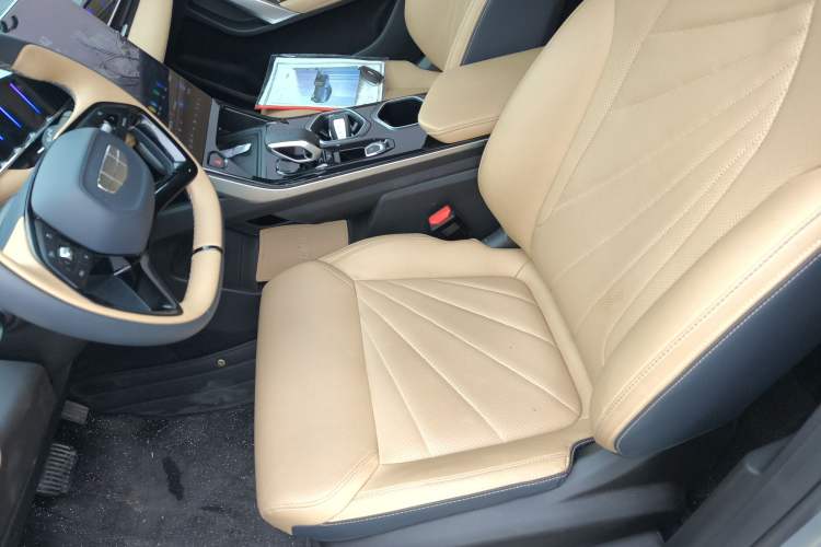 Used Geely Auto FX11 2023 1.5TD DCT Prestige Edition
