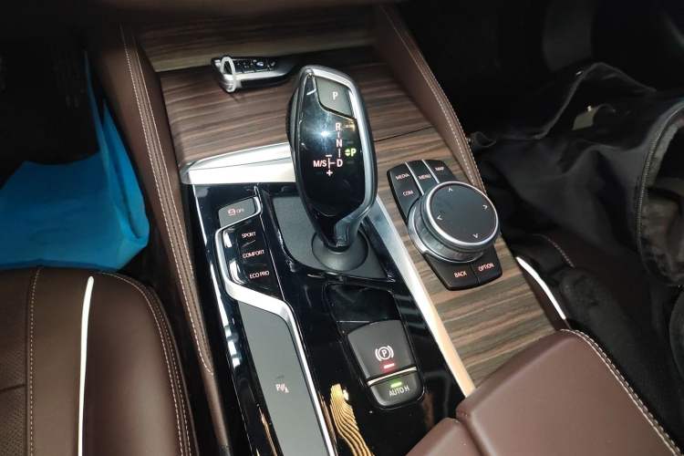 Used BMW 5 Series 2020 530Li Leading Edition Luxury Package
