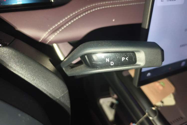 Used Xiaomi Auto SU7 2024 Four-Wheel Drive Ultra-Long Range Advanced Intelligent Driving Max Edition