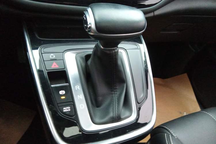 Used GAC Trumpchi M6 2021 270T DCT Luxury Edition (7 Seats)