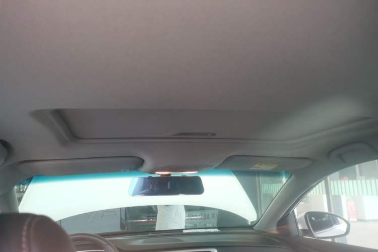 TDK.VehicleDetails.img