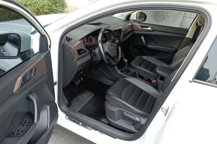 Used Volkswagen Tharu 2020 280TSI Two-Wheel Drive Comfort Edition China VI Standard
