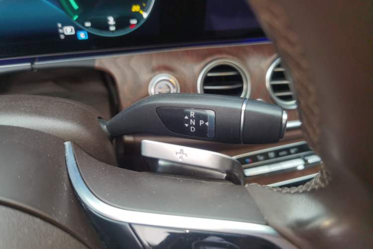 Used Mercedes-Benz E-Class 2022 E 260 L