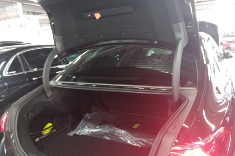 Used Mercedes-Benz E-Class 2024 E 300 L Stylish Model
