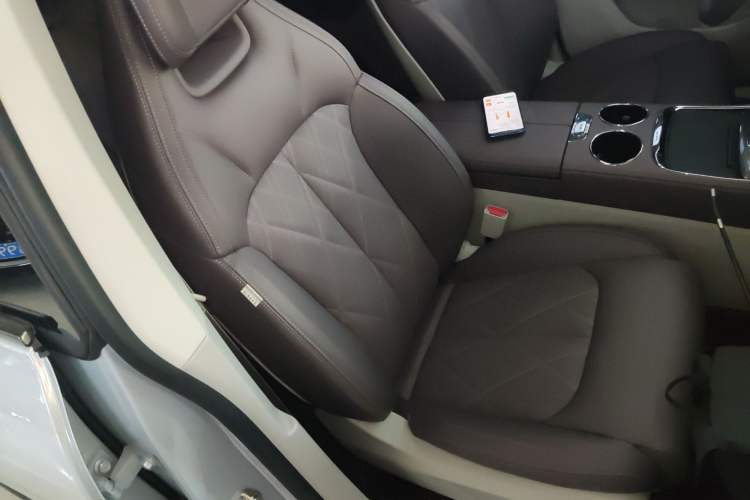 Used Leapmotor C11 2024 Range-Extended 300 Luxury Edition