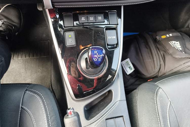 Used Toyota Corolla 2017 Revised Dual-Engine 1.8L E-CVT Elite Edition