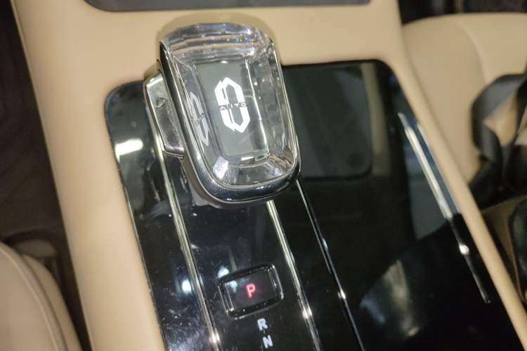 Used Hima AITO M7 2024 1.5T Intelligent Drive 4x4 Max Edition 6 Seats
