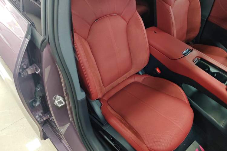 Used Lynk & Co 07 2026 Model 126 Long-Range Ultra H7