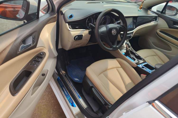 TDK.VehicleDetails.img