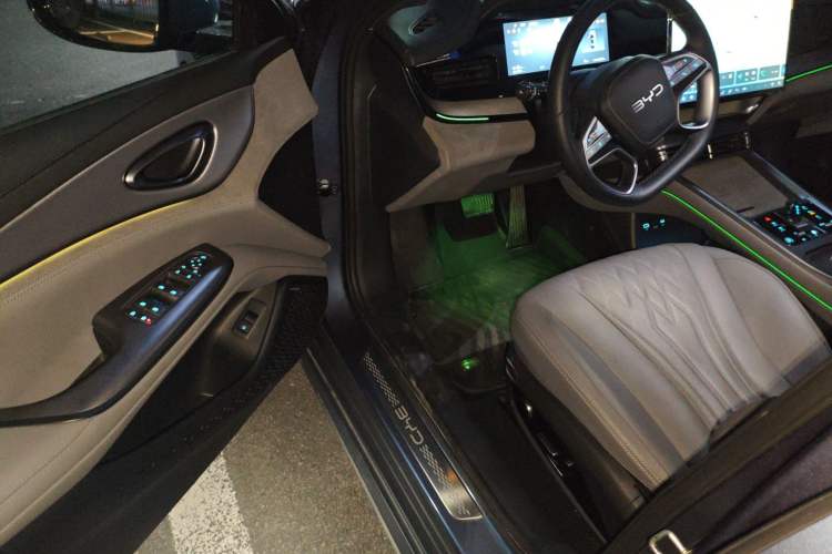 Used BYD Seal 07 DM-i 2025 Intelligent Driving Version DM-i 1.5T 125 km Range Flagship Edition