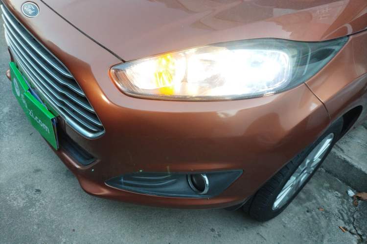 Used Ford Fiesta 2013 Hatchback 1.5L Automatic Fashion Edition