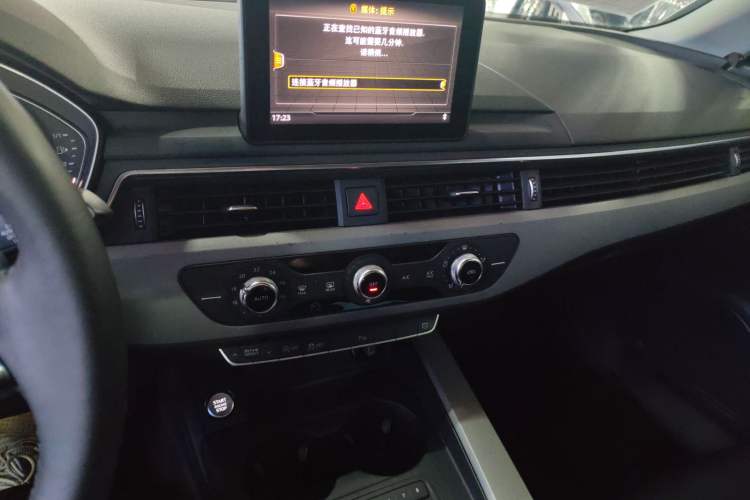 Used Audi A4L 2018 30th Anniversary Edition 40 TFSI Trendy Model
