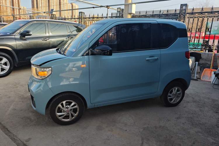 Used Wuling Hongguang MINIEV 2020 Freedom Version Lithium Iron Phosphate

