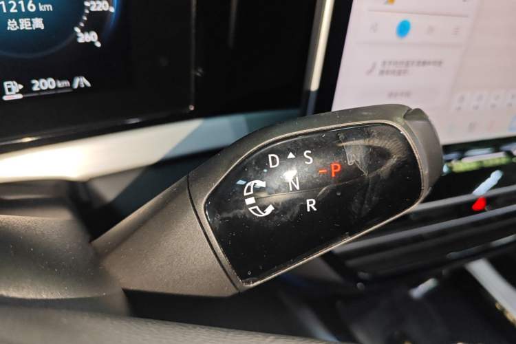 Used Volkswagen Passat 2025 Pro 380TSI Starry Dragon Edition
