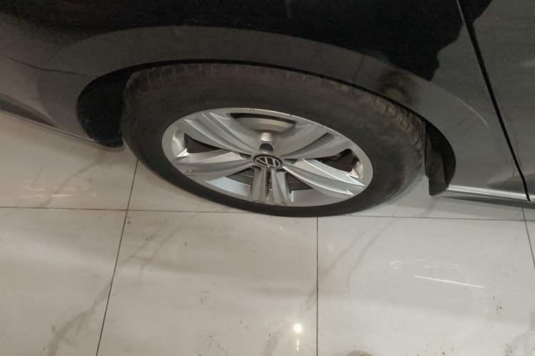 Used Volkswagen Magotan 2025 Zhongxiang Version 280TSI DSG Comfort Edition
