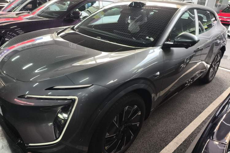 Used  07 2024 Max Pure Electric Edition
