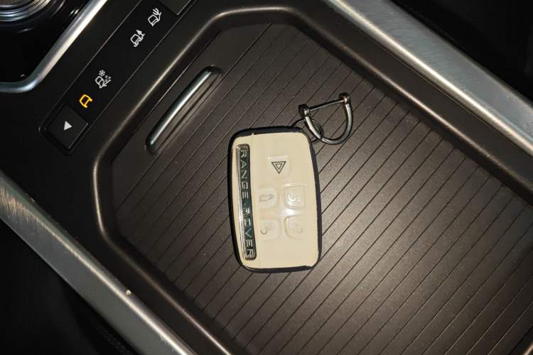 Used Land Rover Range Rover Evoque 2016 2.0T SE Smart Glow Edition