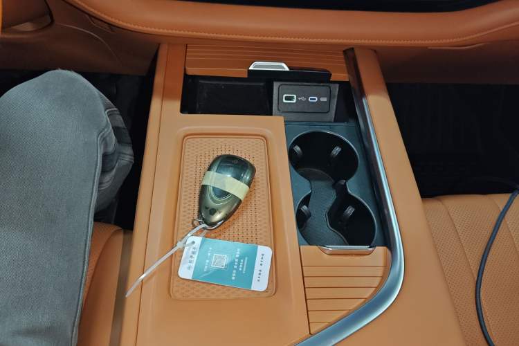 Used Wey Lanshan 2023 Four-Wheel Drive Ultra-Long Range Version
