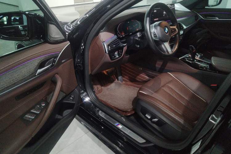 Used BMW 5 Series 2021 530Li Leading Model M Sport Package
