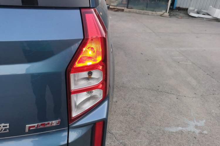 Used Wuling Hongguang PLUS 2020 1.5L Manual Standard Edition 5 Seats
