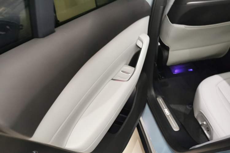 Used Nio ES6 2023 75 kWh
