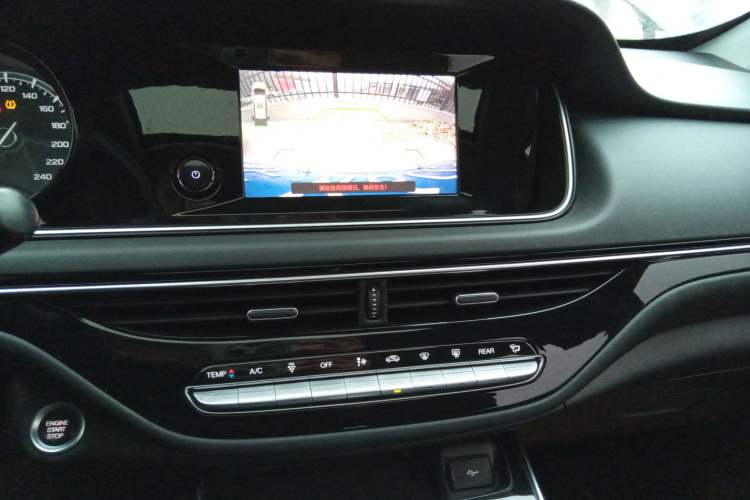 Used GAC Trumpchi M6 2021 270T DCT Luxury Edition (7 Seats)