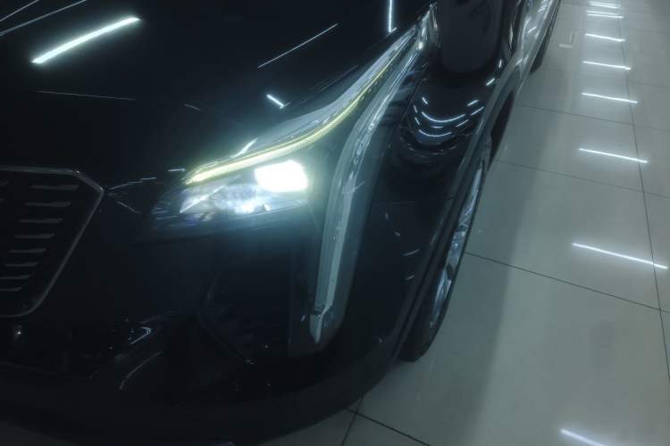 Used Cadillac XT4 2021 28T Two-Wheel Drive Leading Version