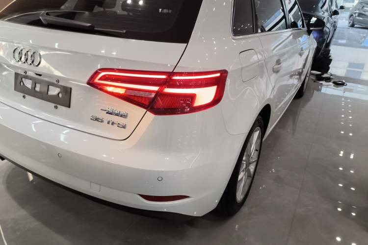 Used Audi A3 2018 30th Anniversary Edition Sportback 35 TFSI Ambition Model