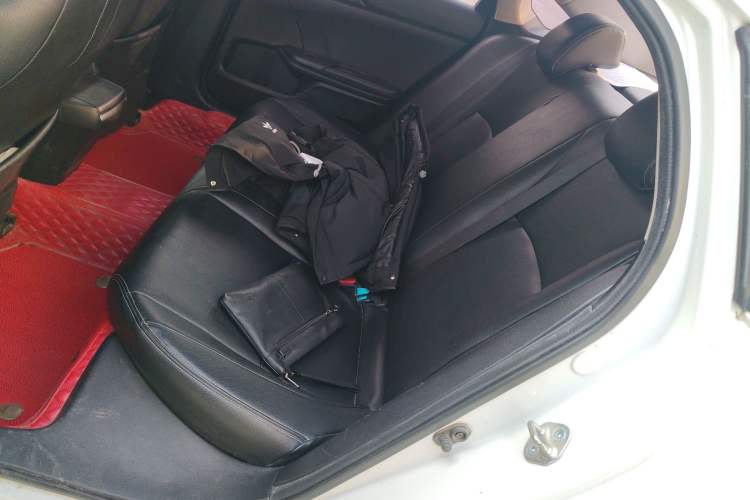 Used Honda Civic 2016 180TURBO CVT Comfort Version
