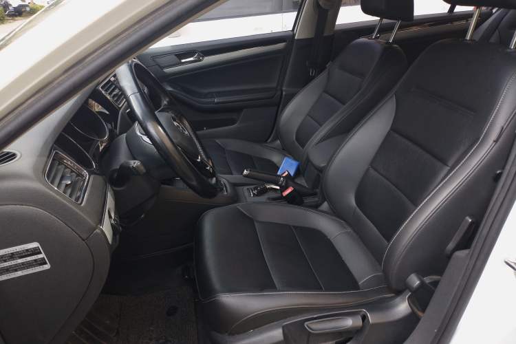 Used Volkswagen Sagitar 2017 1.6L Automatic Comfort Model
