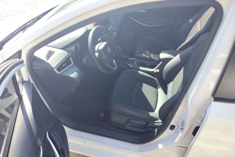 Used Toyota Corolla 2021 Dual-Motor 1.8L E-CVT Elite Edition
