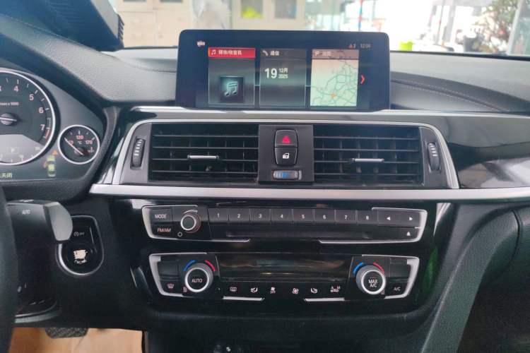 Used BMW 3 Series 2019 320Li Fashion Model
