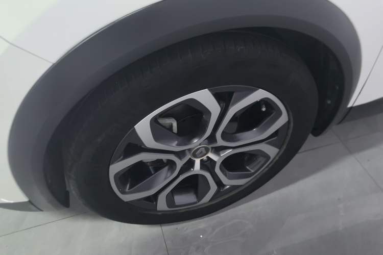 Used Renault Clio 2019 TCe270 Automatic Trendy Model
