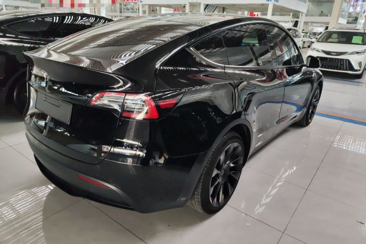 Used Tesla Model Y 2021 Standard Range Rear-Wheel Drive Version
