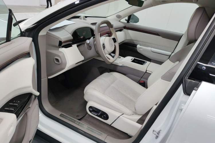 Used Zeekr 7X 2025 75 kWh Rear-Wheel Drive Intelligent Driving Version
