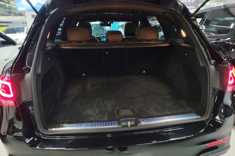 Used Mercedes-Benz GLC 2022 GLC 260 L 4MATIC Luxury Model