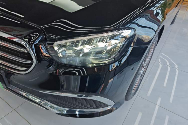 Used Mercedes-Benz E-Class 2023 E 260 L
