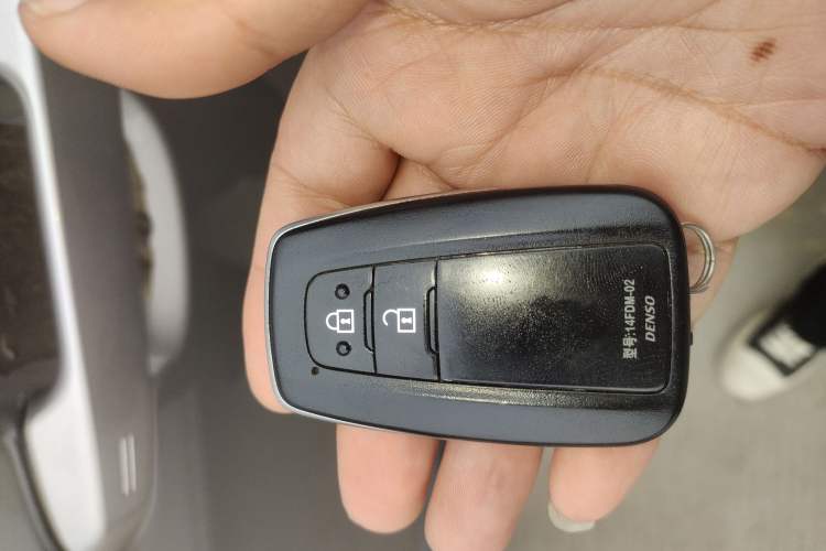 Used Toyota IZOA 2020 2.0L Enjoy Edition
