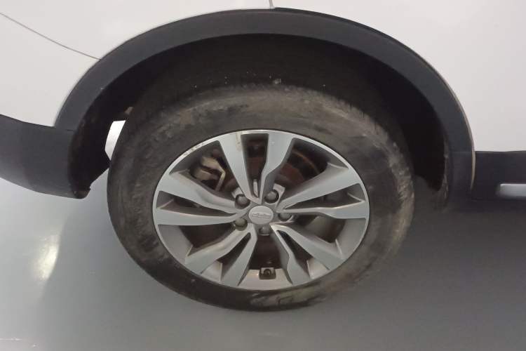 Used Geely Auto Emgrand X7 Sport 2016 1.8TD Automatic All-Wheel Drive Smart Version
