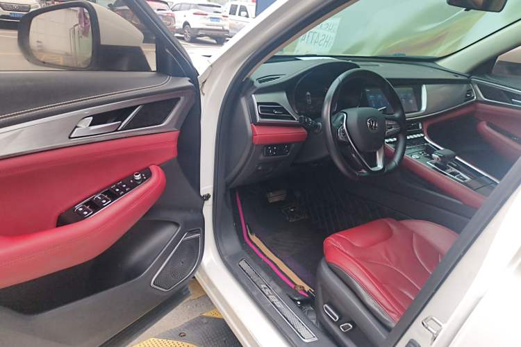 Used Changan CS85 COUPE 2019 1.5T DCT Dynamic Version China VI Standard